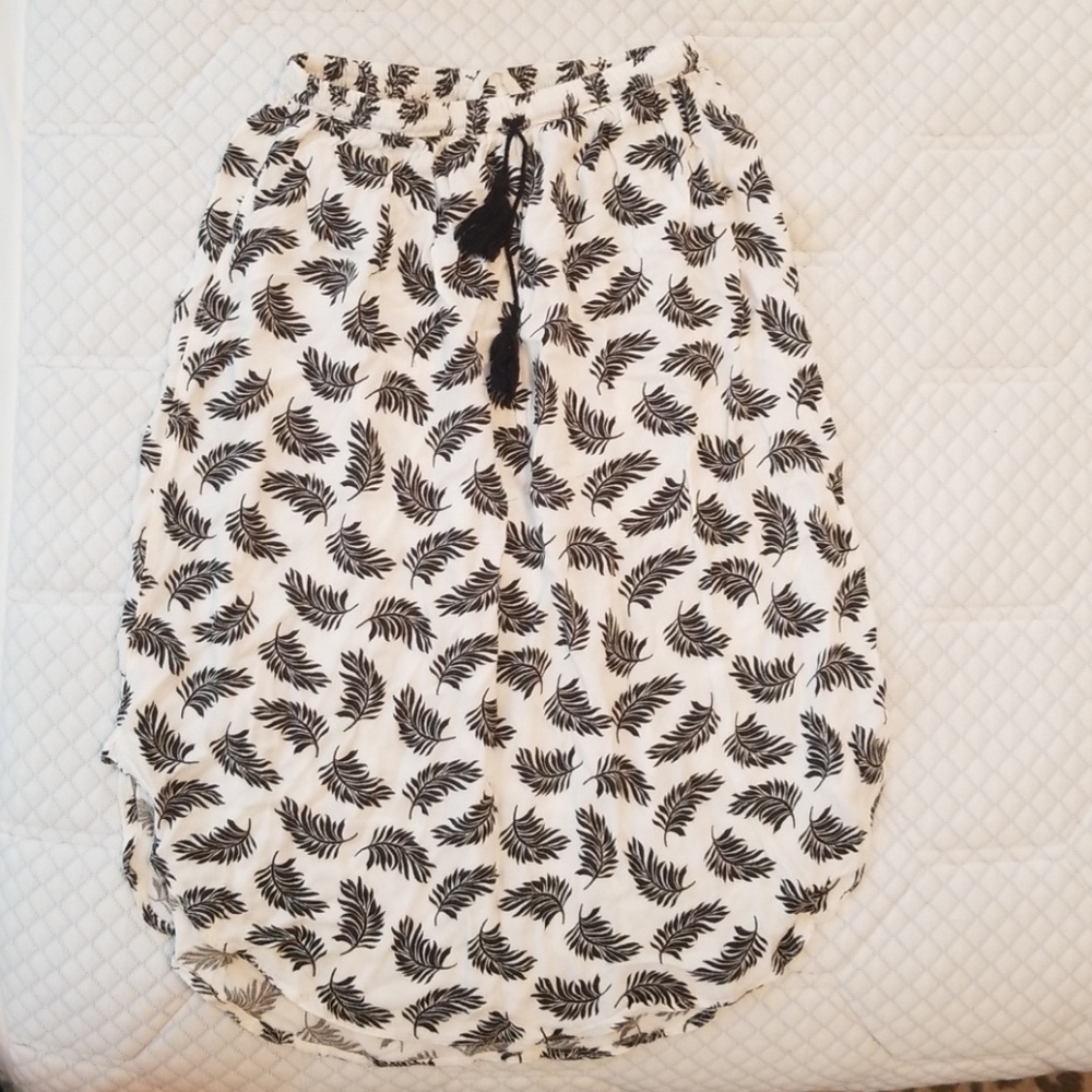 H&M black and white midi skirt